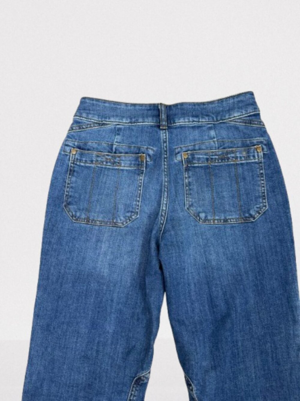 Anthropologie Pilcro The Wanderer Mid-Rise Relaxed Jeans Size 26 Mid Wash - Picture 8 of 11